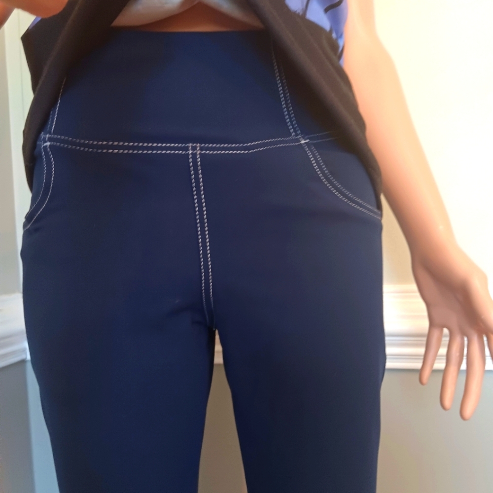 Chanleed Navy Blue Pants - Picture 4 of 6